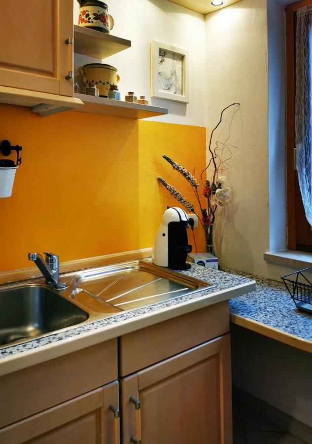 Casa Rustica Con Giardino Villa Caprino Veronese Dış mekan fotoğraf