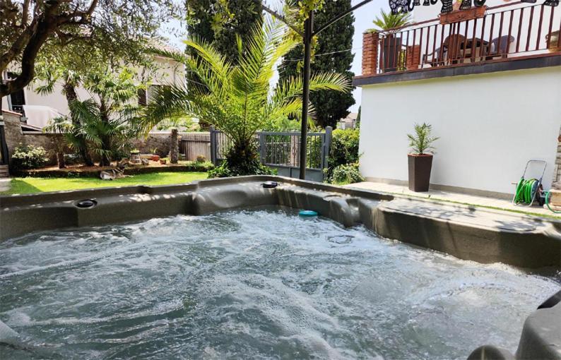 Casa Rustica Con Giardino Villa Caprino Veronese Dış mekan fotoğraf